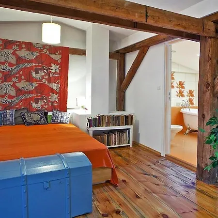 Large Holiday Home, Summer Pool, Sauna, Whirlpool