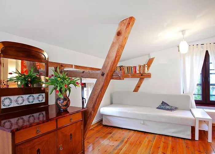 Large Holiday Home, Summer Pool, Sauna, Whirlpool